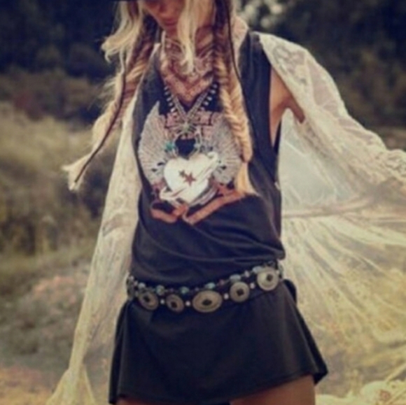 Bookmark My Closet! ❤ "Like" to Save - Picture 4 of 12